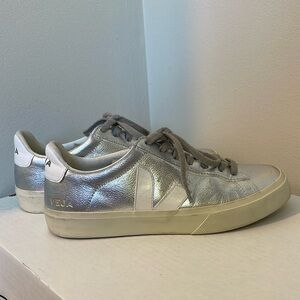Veja Campo chrome-free silver sneakers size 9